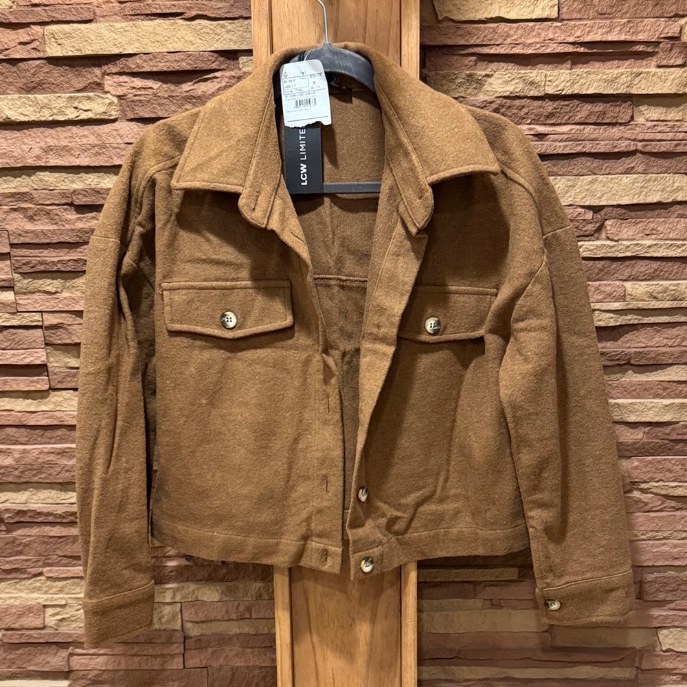 Bnwt Brown Jacket With Button Details - image 1